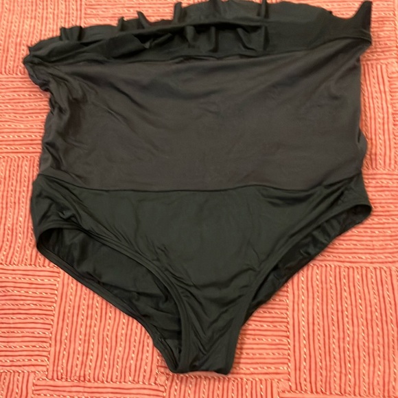 Simon Chang swim skort ( skirt with bikini bottom) Black - Picture 7 of 14